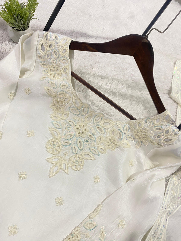 Noor Mahal White Ensemble