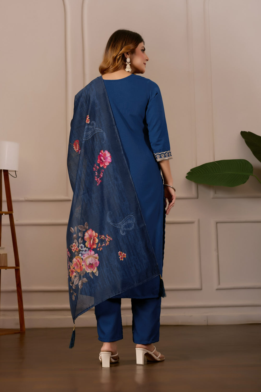 Women Embroidered Regular Pure Cotton Kurti with PyjamasWith Dupatta