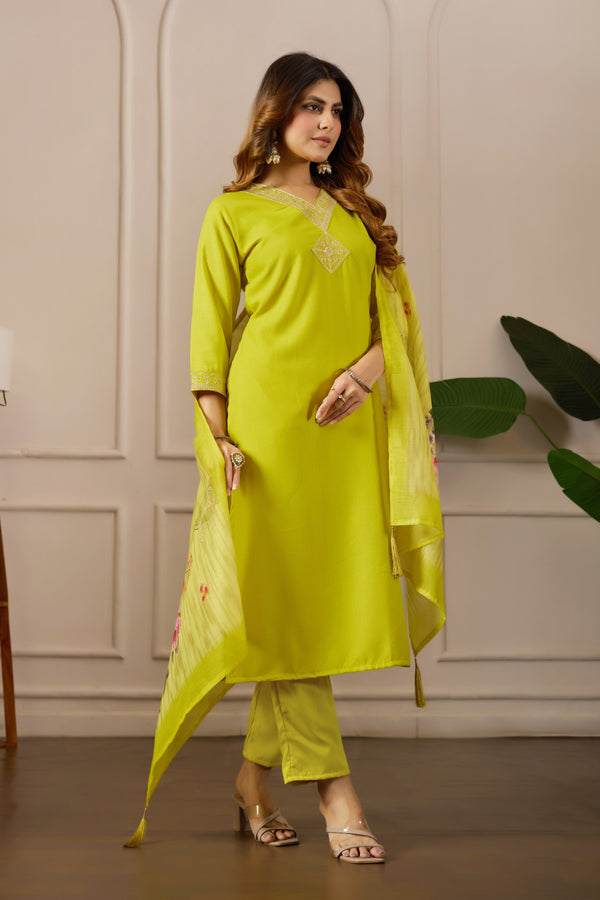 Women Embroidered Regular Pure Cotton Kurti with PyjamasWith Dupatta