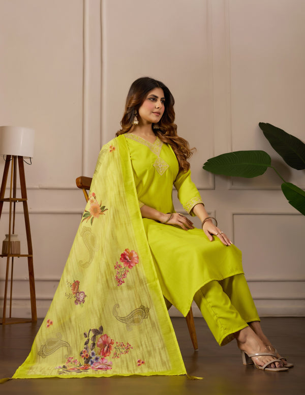 Women Embroidered Regular Pure Cotton Kurti with PyjamasWith Dupatta