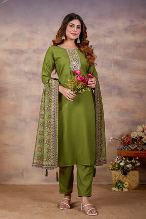 Women Ethnic Embroidered Thread Work Kurta with Trousers & Dupatta