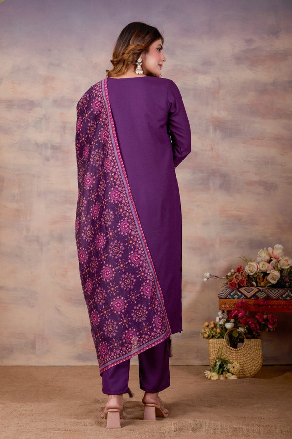 Women Ethnic Embroidered Thread Work Kurta with Trousers & Dupatta