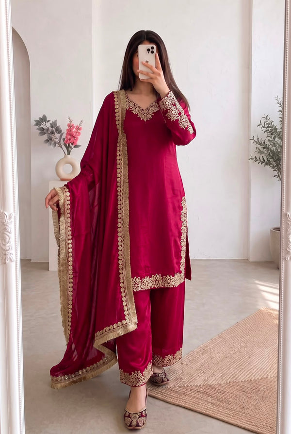 Luxury Embroidered Pakistani Suit Set