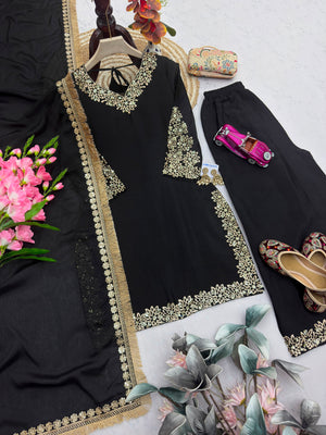 Luxury Embroidered Pakistani Suit Set